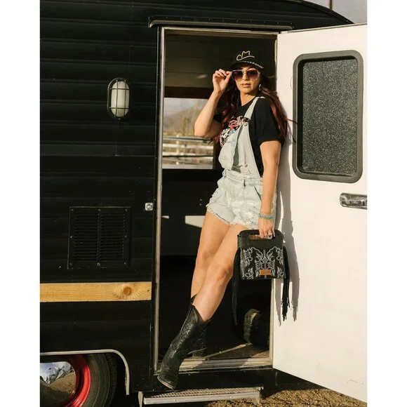 Wrangler Western Fringed Floral Vegan Leather Crossbody Bag for Women - Picture 3 of 7